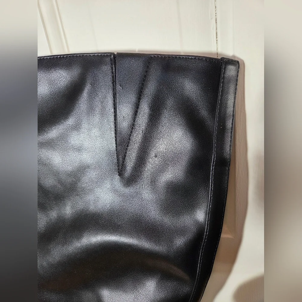 Old Navy Black tall faux Leather Boots Women Size 10 GUC - Picture 4 of 8